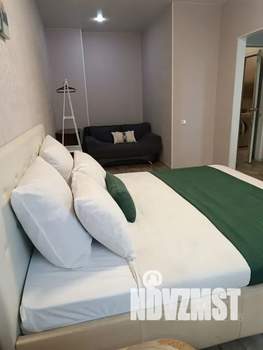 1-к квартира, посуточно, 40м2, 8/25 этаж