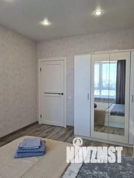 1-к квартира, посуточно, 40м2, 11/16 этаж