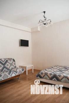 1-к квартира, посуточно, 33м2, 1/7 этаж