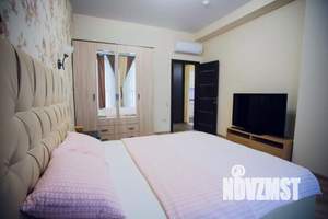 1-к квартира, посуточно, 60м2, 1/1 этаж