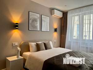 1-к квартира, посуточно, 38м2, 8/20 этаж