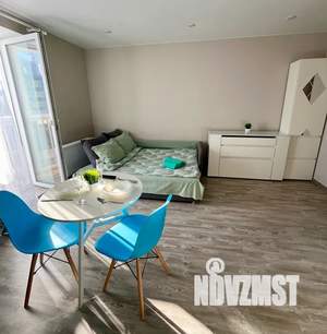 Студия квартира, посуточно, 35м2, 6/8 этаж