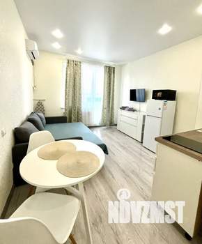 Студия квартира, посуточно, 25м2, 4/10 этаж