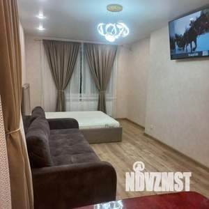 1-к квартира, посуточно, 37м2, 1/1 этаж