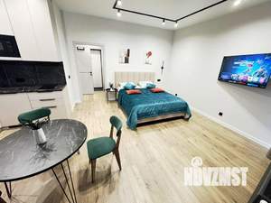 Студия квартира, посуточно, 38м2, 10/25 этаж