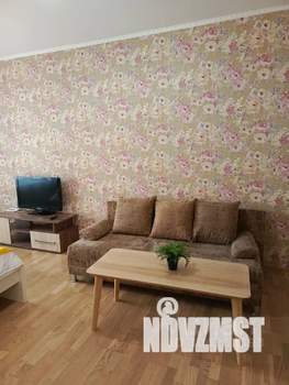 1-к квартира, посуточно, 45м2, 9/18 этаж