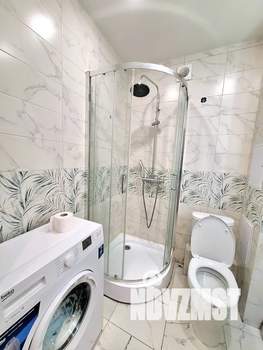 Студия квартира, посуточно, 35м2, 1/9 этаж