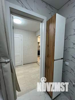 1-к квартира, посуточно, 35м2, 2/24 этаж