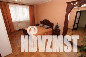 1-к квартира, посуточно, 50м2, 7/10 этаж