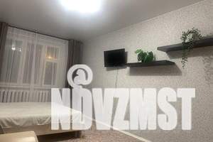 1-к квартира, посуточно, 40м2, 1/16 этаж