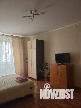 1-к квартира, посуточно, 42м2, 5/17 этаж