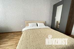 1-к квартира, посуточно, 40м2, 14/24 этаж