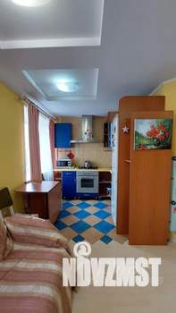 Студия квартира, посуточно, 35м2, 5/9 этаж