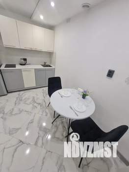 1-к квартира, посуточно, 38м2, 2/9 этаж