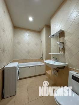 Студия квартира, посуточно, 28м2, 1/15 этаж