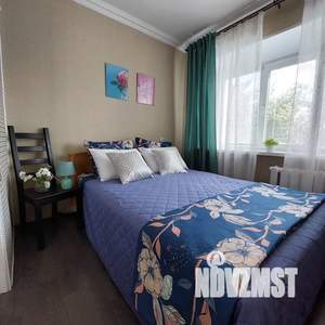 1-к квартира, посуточно, 35м2, 4/5 этаж