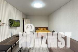 1-к квартира, посуточно, 38м2, 4/10 этаж