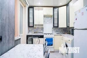 1-к квартира, посуточно, 44м2, 1/1 этаж