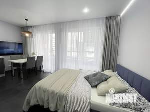 Студия квартира, посуточно, 40м2, 10/25 этаж