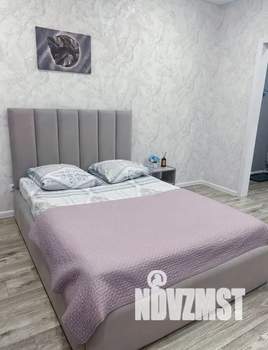 Студия квартира, посуточно, 30м2, 6/21 этаж