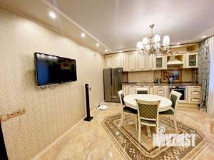 4-к квартира, на длительный срок, 120м2, 1/15 этаж