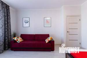 1-к квартира, посуточно, 42м2, 1/1 этаж