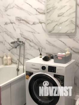 Студия квартира, посуточно, 40м2, 22/27 этаж