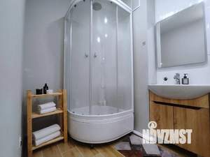 1-к квартира, посуточно, 42м2, 8/18 этаж