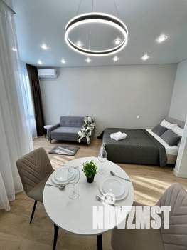 Студия квартира, посуточно, 30м2, 21/24 этаж