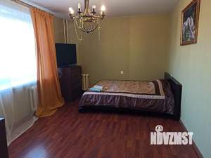 1-к квартира, посуточно, 38м2, 6/10 этаж