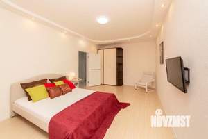 1-к квартира, посуточно, 42м2, 1/1 этаж