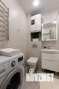 1-к квартира, посуточно, 43м2, 5/17 этаж