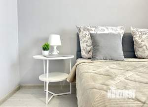 Студия квартира, посуточно, 36м2, 13/25 этаж