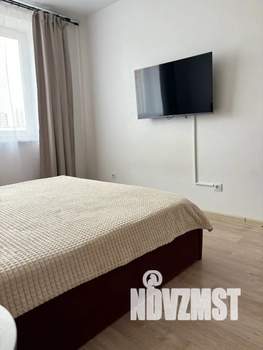 1-к квартира, посуточно, 40м2, 9/15 этаж