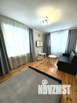 1-к квартира, посуточно, 37м2, 1/5 этаж