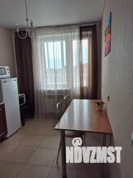 1-к квартира, посуточно, 42м2, 17/25 этаж