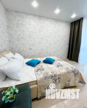 2-к квартира, посуточно, 45м2, 24/25 этаж