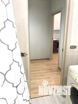 1-к квартира, посуточно, 40м2, 23/25 этаж