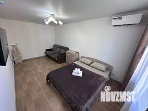 1-к квартира, посуточно, 35м2, 4/10 этаж