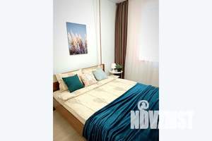 2-к квартира, посуточно, 38м2, 8/17 этаж