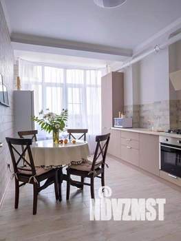 2-к квартира, посуточно, 65м2, 1/1 этаж