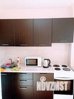 1-к квартира, посуточно, 35м2, 10/25 этаж