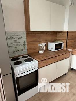 1-к квартира, посуточно, 40м2, 9/15 этаж