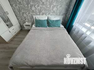 2-к квартира, посуточно, 35м2, 16/25 этаж