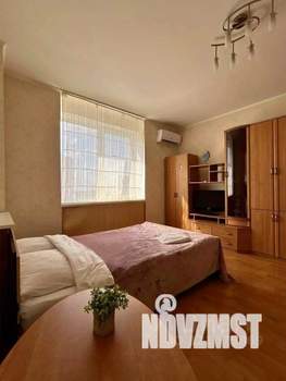 1-к квартира, посуточно, 44м2, 1/1 этаж