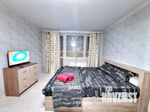 1-к квартира, посуточно, 35м2, 23/28 этаж