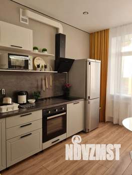 1-к квартира, посуточно, 45м2, 3/16 этаж