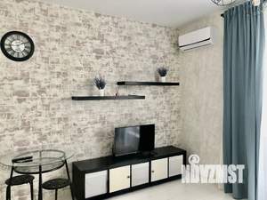 Студия квартира, посуточно, 35м2, 20/21 этаж