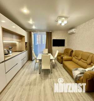 1-к квартира, посуточно, 60м2, 1/1 этаж