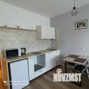 Студия квартира, посуточно, 30м2, 2/20 этаж